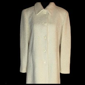 Women’s Worthington cream colored coat